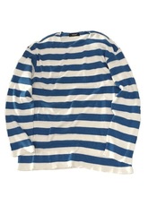 UCU4903-1 BLUE.jpg