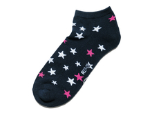 UE-170121-NAVY-1.jpg